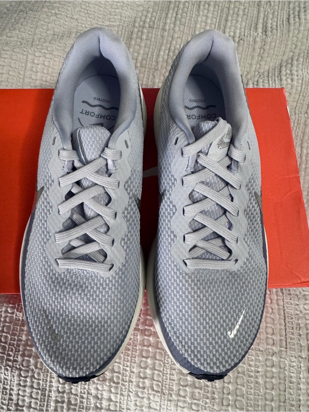 Nike Women's Light Lavender Athletic Running Shoes